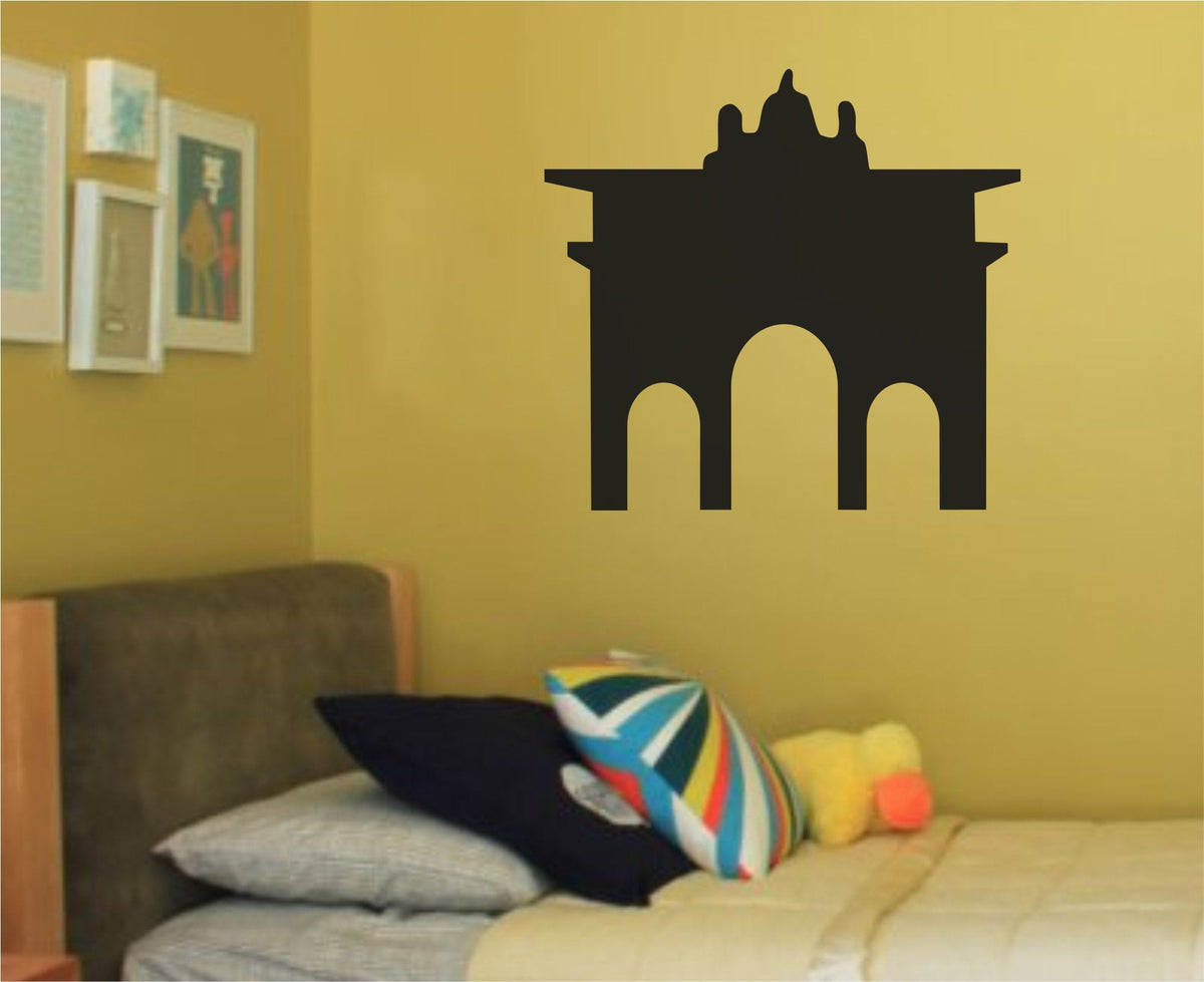 Black silhouette vinyl wall decal of Munich's Siegestor triumphal arch with three arches and sculptural details on top